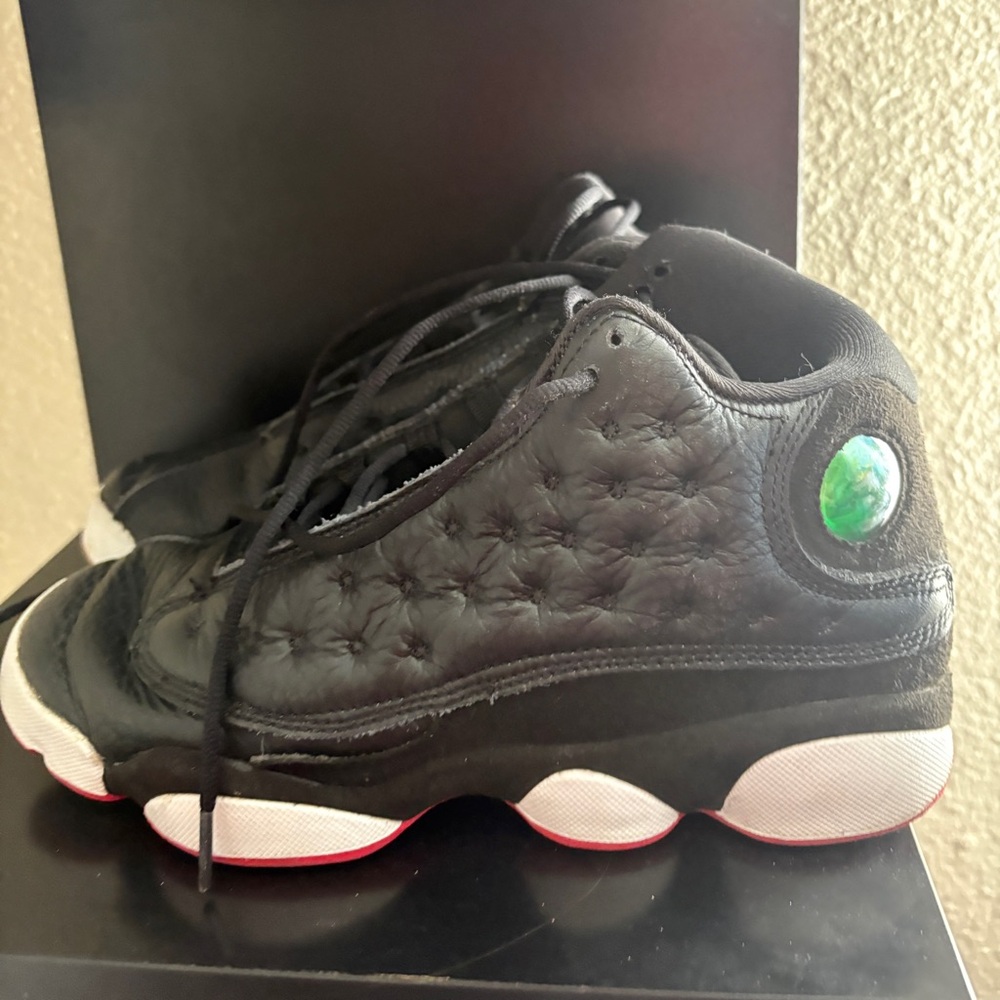 AIR Jordan 13 Retro (GS)
Y6
Black/True red-white